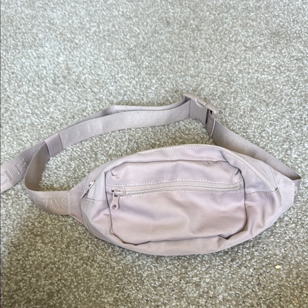 Girlfriend Collective Belt Bag